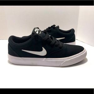 Nike SB Charge Skate Shoes